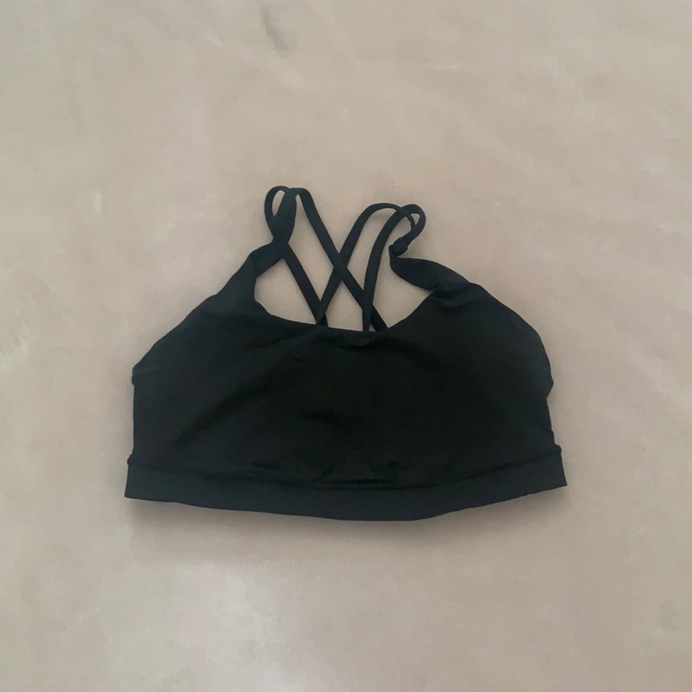 Black Lululemon sport bra